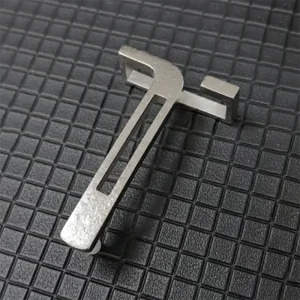 3.5cm/3.8cm pure titanium cow head T-letter buckle simple and casual versatile