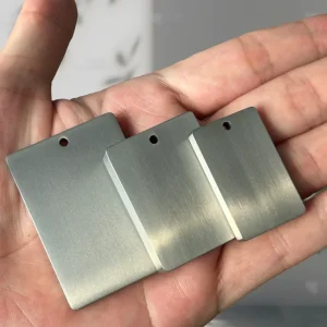 Pure Titanium Keychain Smooth Surface No Carved Hanging Tags 26cm Durable Lightweight Metal Key Ring