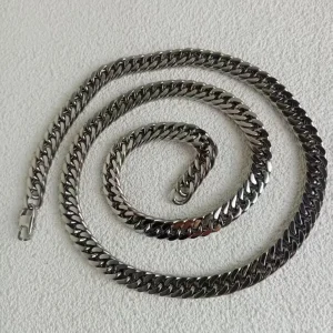 Unisex 9.5mm Pure Titanium Whip Chain Necklace - Bold Versatility, Secure Structure, Anti-Fade Durable, Suitable for Men/Women
